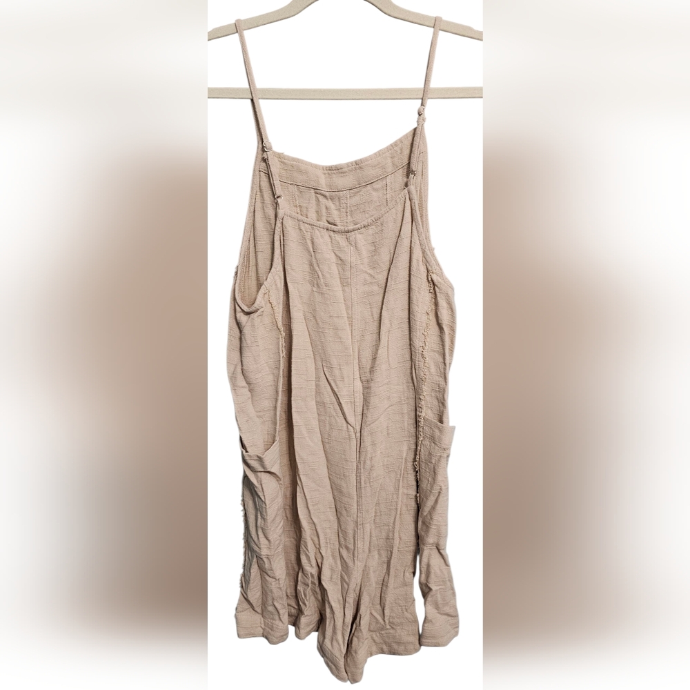 Doe & Rae Linen Romper - Picture 6 of 9
